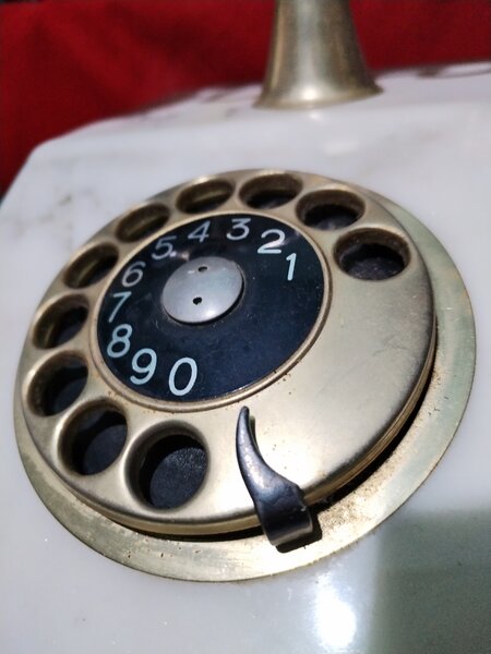 Telefon vintage francez, anii 1950, din marmura, greutate 4Kg