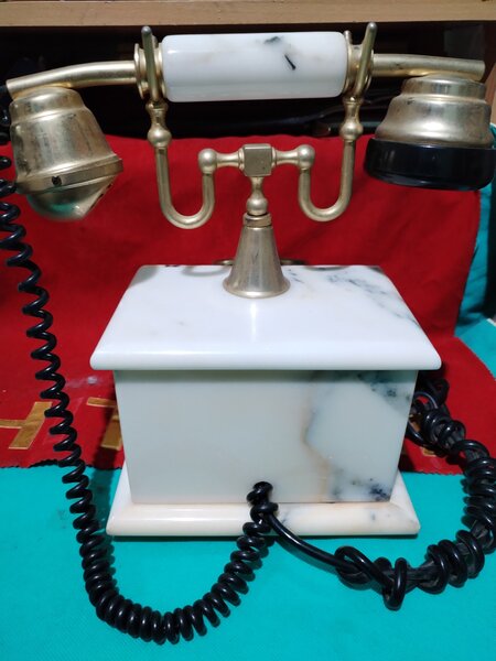 Telefon vintage francez, anii 1950, din marmura, greutate 4Kg